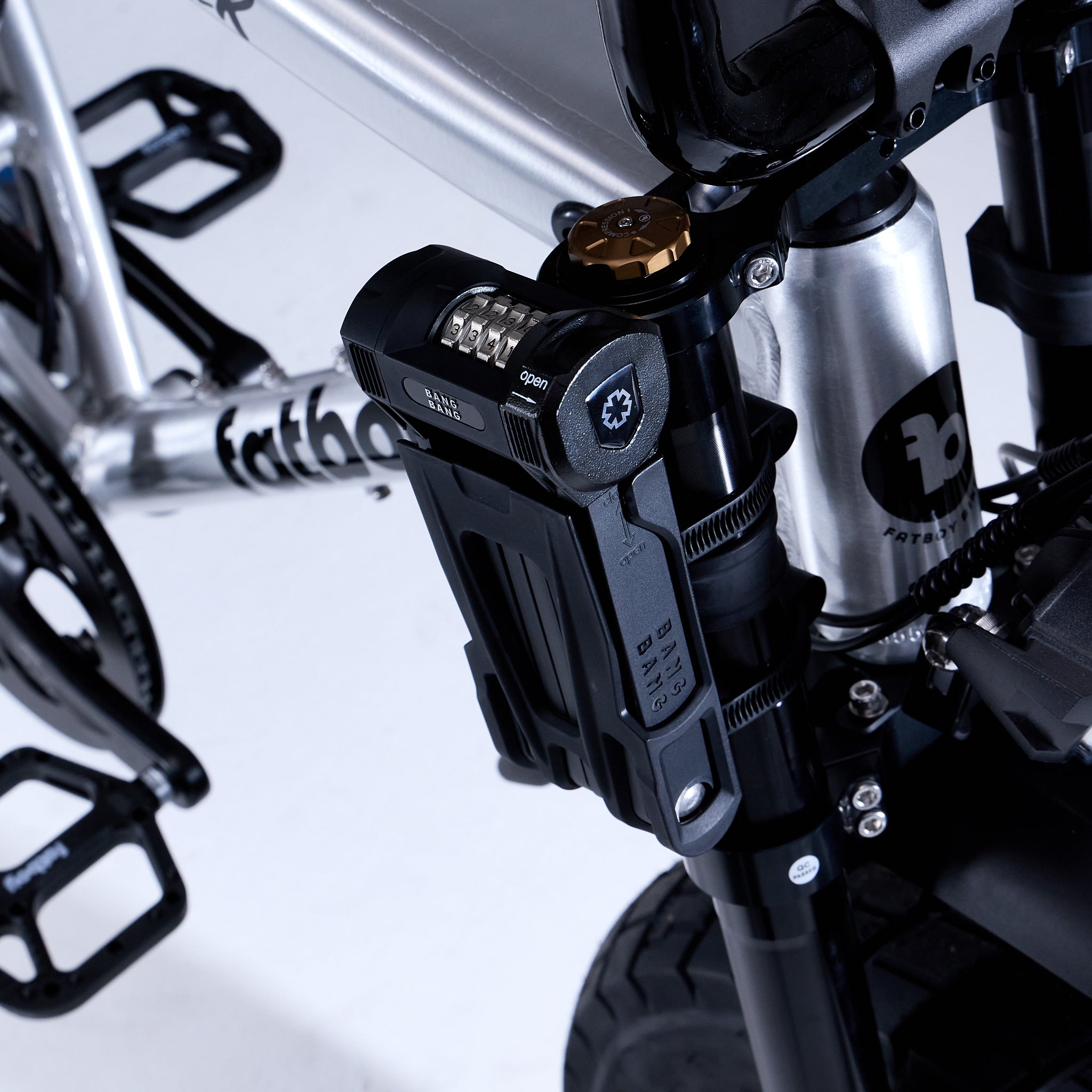Folding Lock